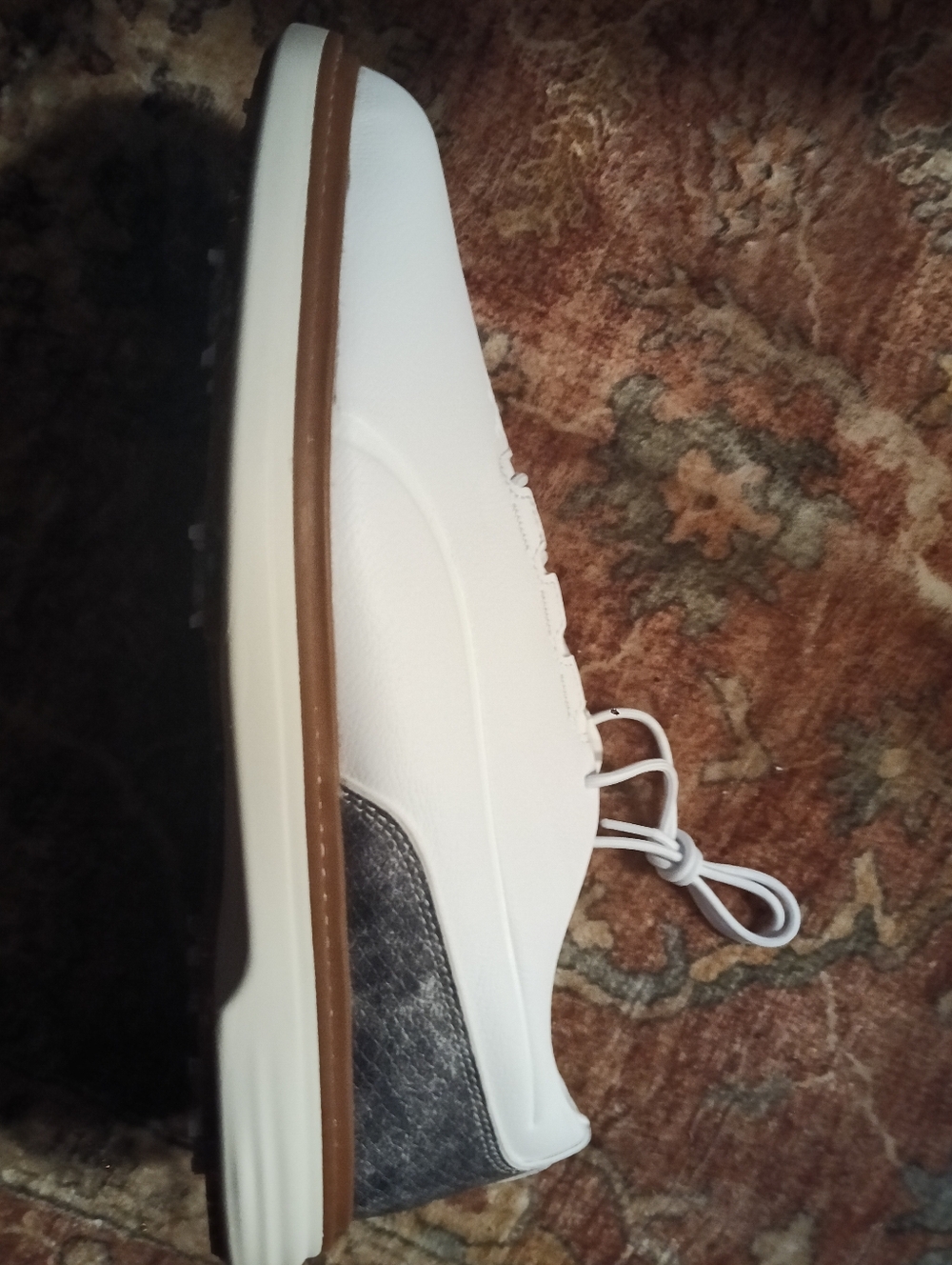 Puma White Sneakers with Brown Midsole and Gray Heel Panel